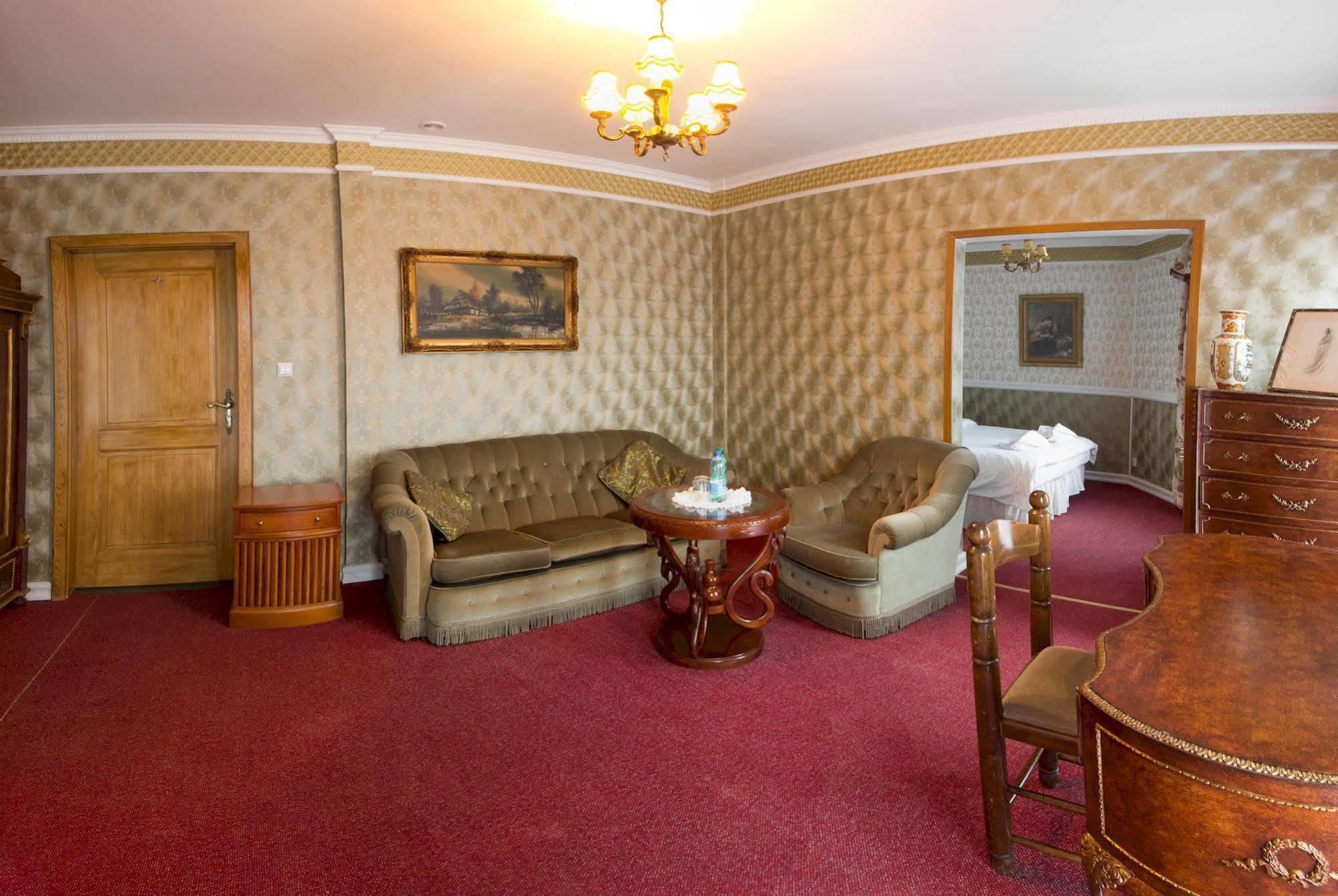 Hotel Garden Boleslawiec  Eksteriør bilde
